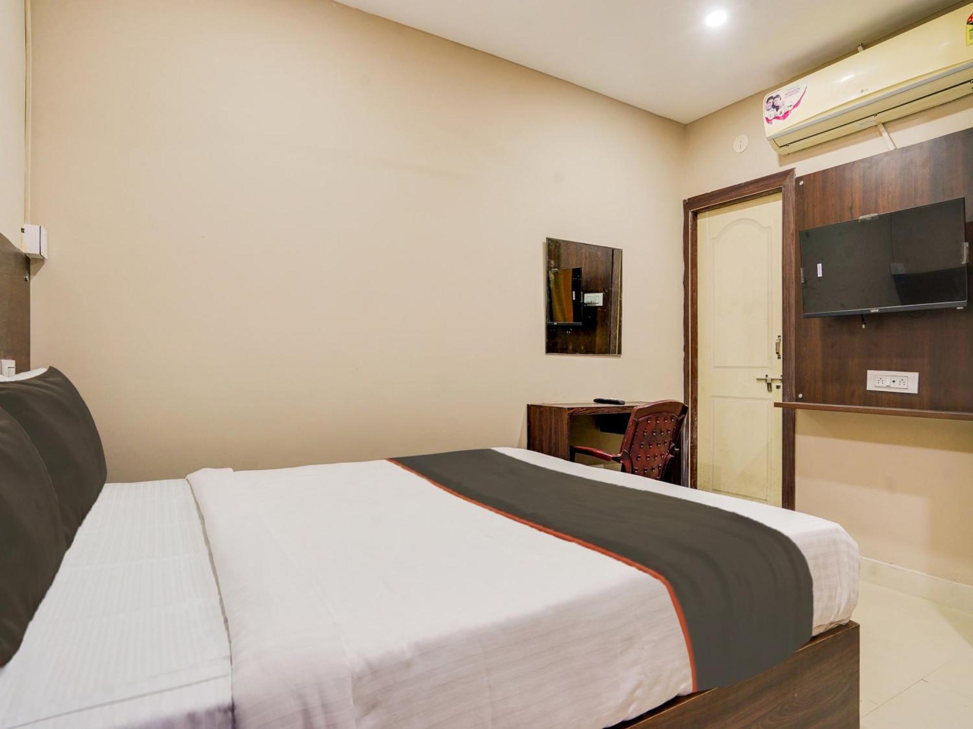 Hotel Airport Land New Delhi Extérieur photo