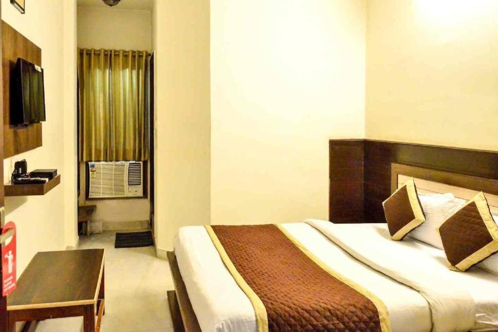 Hotel Airport Land New Delhi Extérieur photo