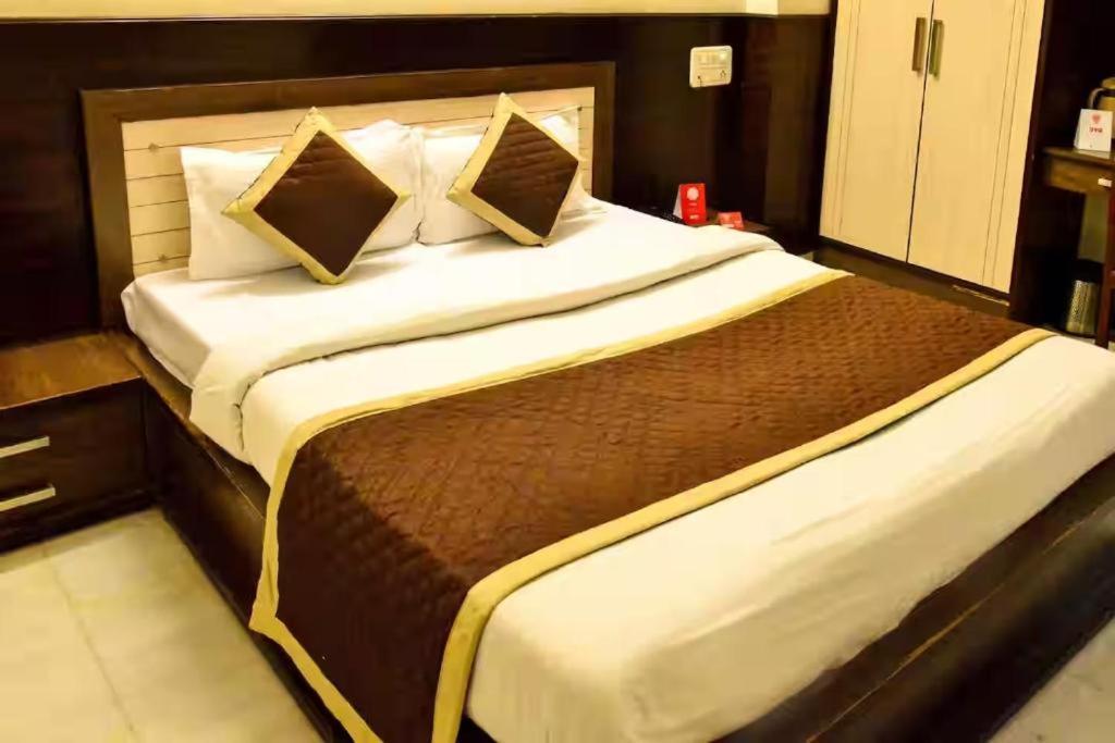 Hotel Airport Land New Delhi Extérieur photo