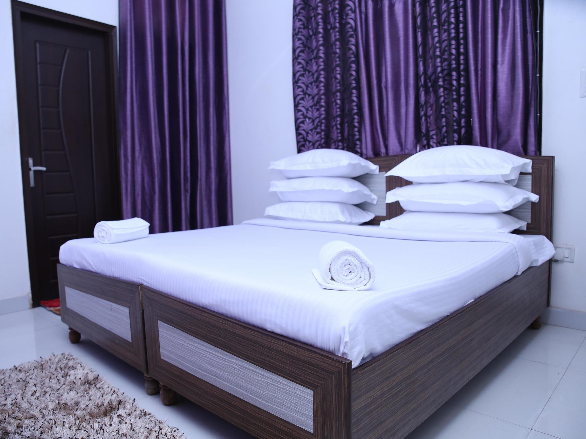 Hotel Airport Land New Delhi Extérieur photo