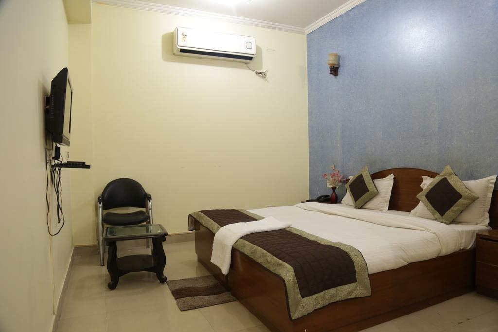 Hotel Airport Land New Delhi Extérieur photo