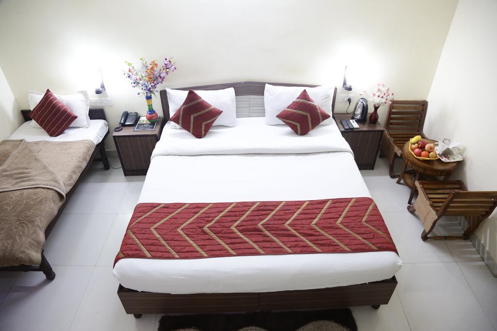 Hotel Airport Land New Delhi Extérieur photo