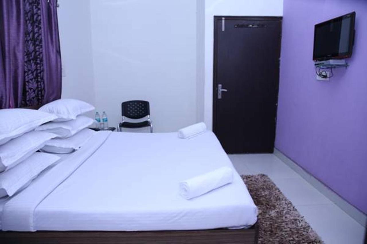 Hotel Airport Land New Delhi Extérieur photo