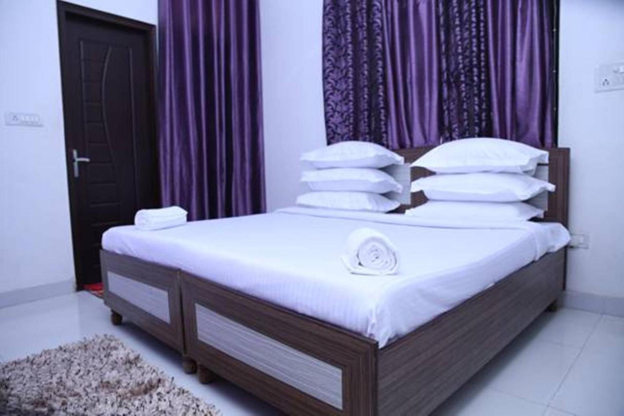 Hotel Airport Land New Delhi Extérieur photo